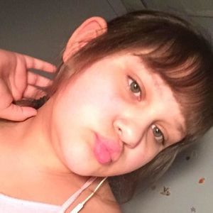 Meet your Posher, Gabriella